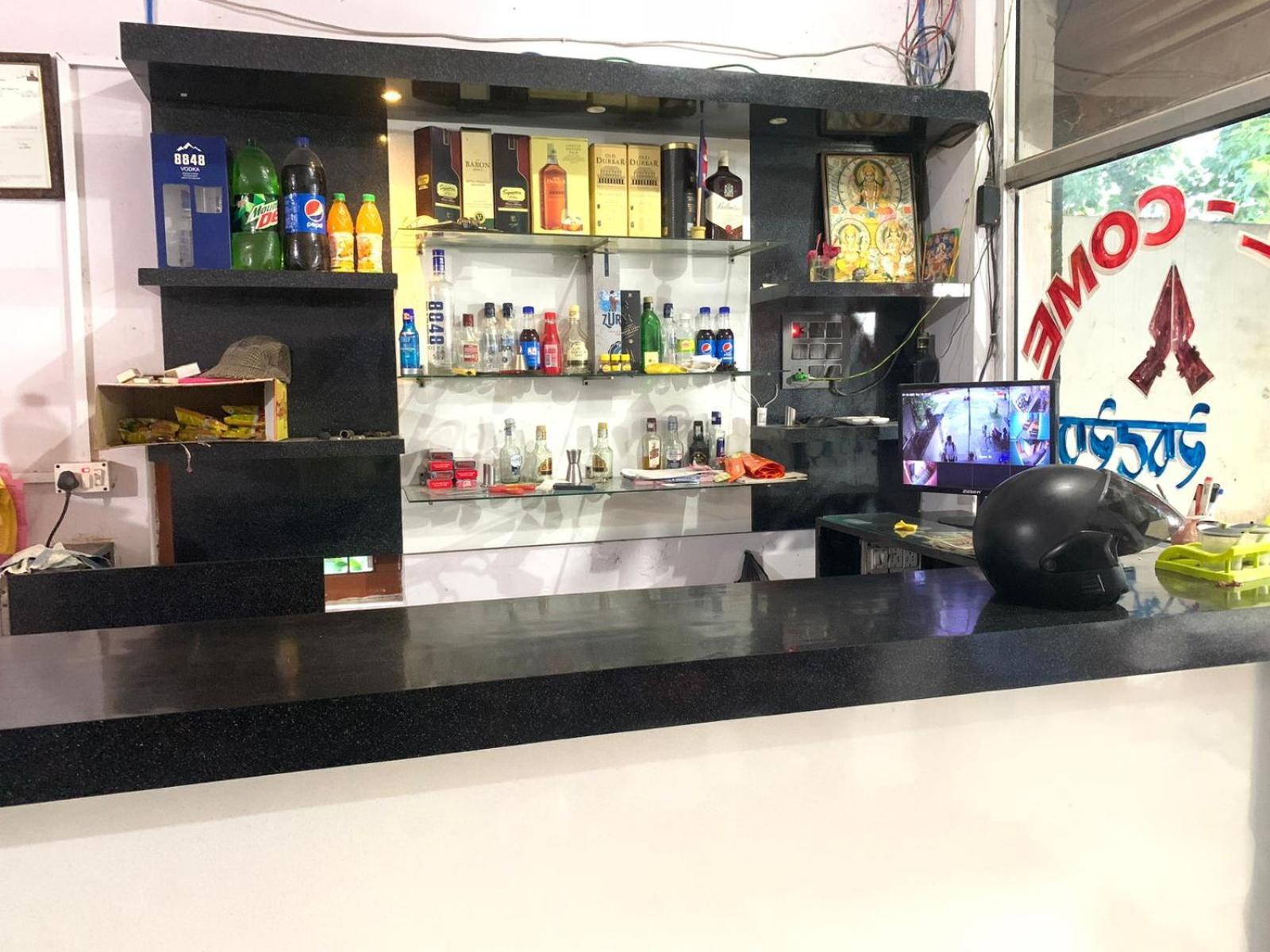 Subha Laxmi Hotel & Lodge Bahāsi Zewnętrze zdjęcie